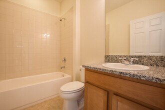 3531 NE 12th Ct in Cape Coral, FL - Building Photo - Building Photo
