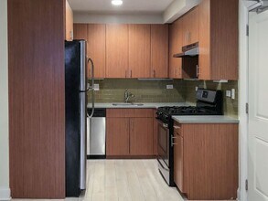 3707 N Wilton Ave, Unit 3709-3 in Chicago, IL - Building Photo - Building Photo