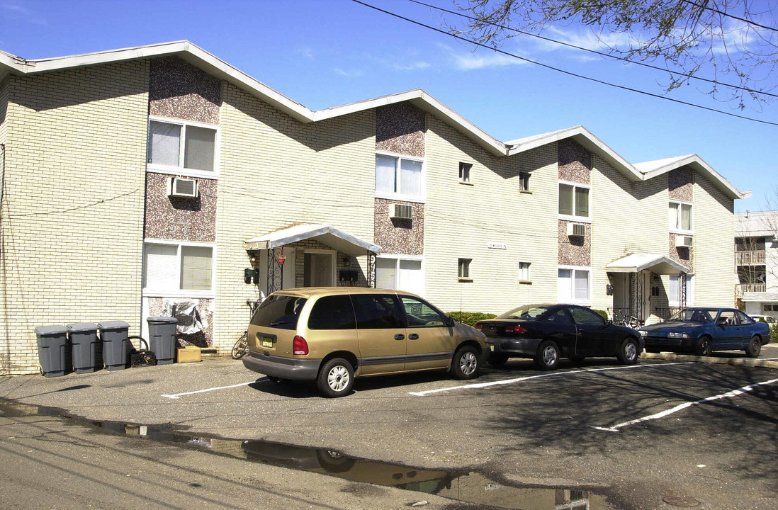 Rymi Apartments in Keansburg, NJ - Building Photo