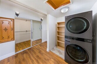 2138 N Frederic St in Burbank, CA - Building Photo - Building Photo