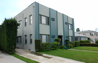 726 W Glenoaks Blvd in Glendale, CA - Building Photo - Building Photo