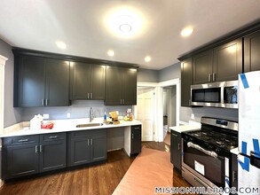 25 Forest St in Boston, MA - Building Photo - Building Photo