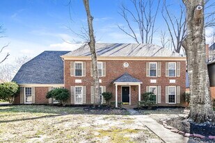 328 Summerfield Ln in Cordova, TN - Building Photo