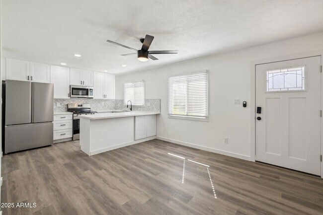 6173 N Granite Reef Rd in Scottsdale, AZ - Building Photo - Building Photo