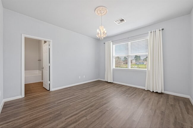 property at 30914 W Lost Creek Blvd