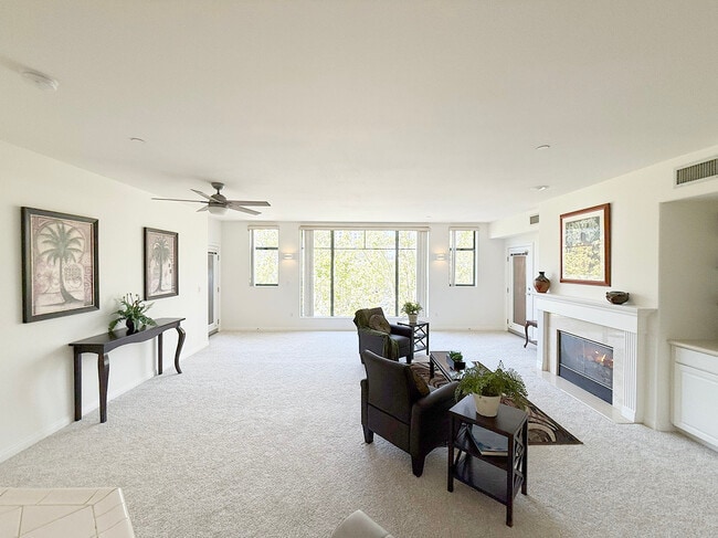 144 S 3rd St, Unit 529 in San Jose, CA - Building Photo - Building Photo