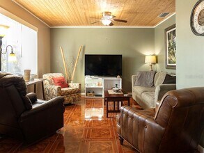 380 Base Ave E in Venice, FL - Building Photo - Building Photo