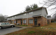 Jefferson Village Apartments in Monroe, NC - Building Photo - Building Photo