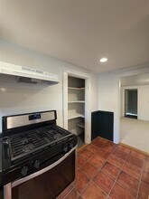 84 Pleasant St, Unit 3 in Cambridge, MA - Building Photo - Building Photo