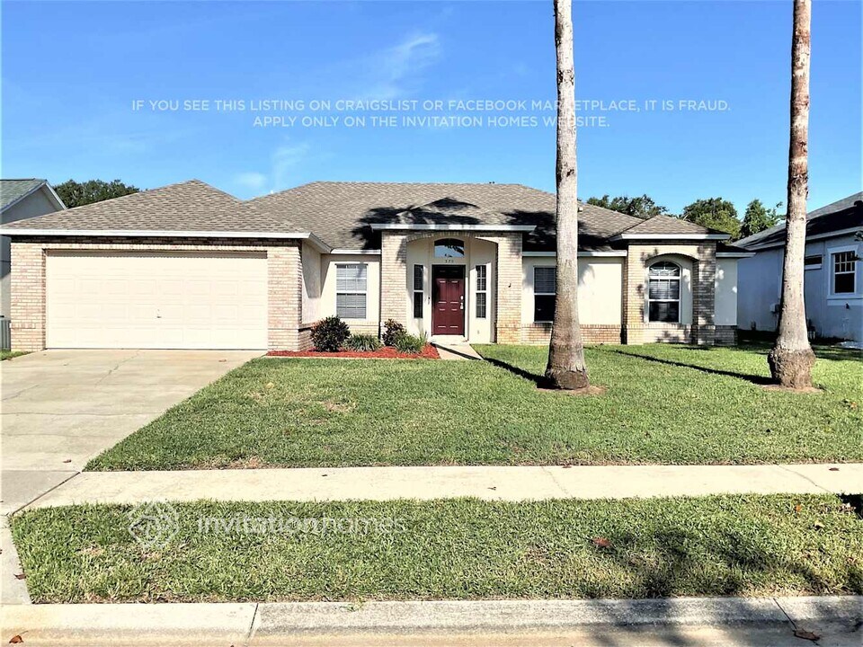 370 Pine Springs Dr in Debary, FL - Building Photo