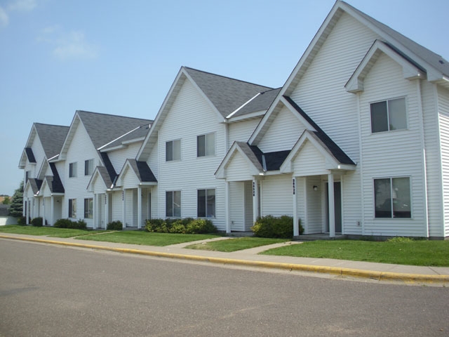 Buffalo Ridge in Buffalo, MN - Building Photo - Building Photo