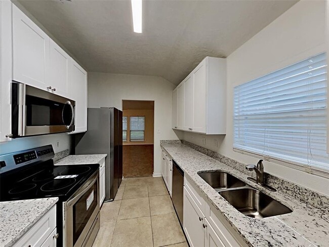 13307 Montaigne Dr in Houston, TX - Building Photo - Building Photo