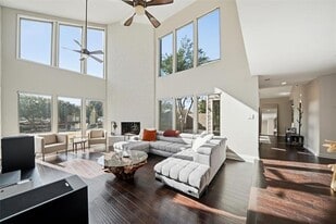 3313 Overland Dr in Plano, TX - Building Photo