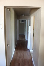 7726 Laurie Way in Sacramento, CA - Building Photo - Building Photo