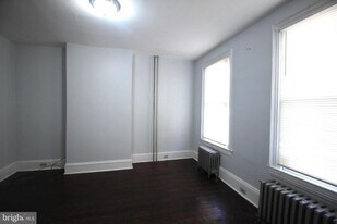 417 Elmer St in Trenton, NJ - Building Photo