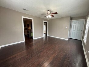 4329 Joy Lee St in Haltom City, TX - Building Photo - Building Photo