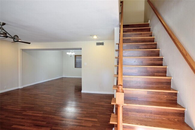 8102 Amelia Rd in Houston, TX - Building Photo - Building Photo
