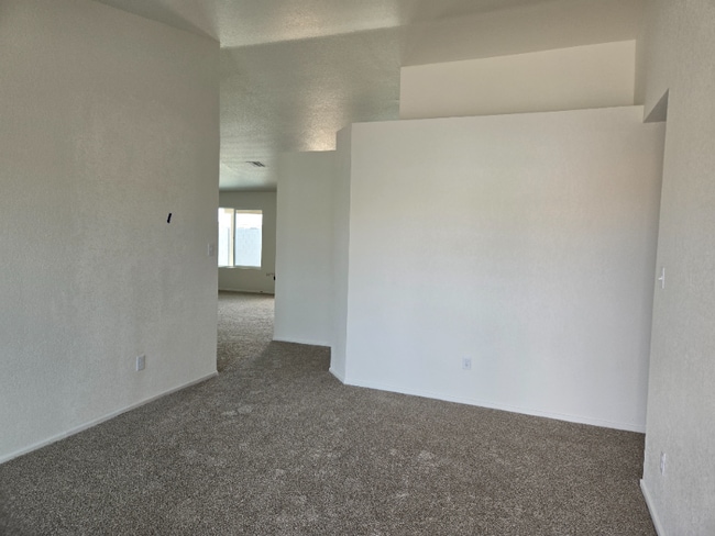 7345 E 45th Pl in Yuma, AZ - Foto de edificio - Building Photo