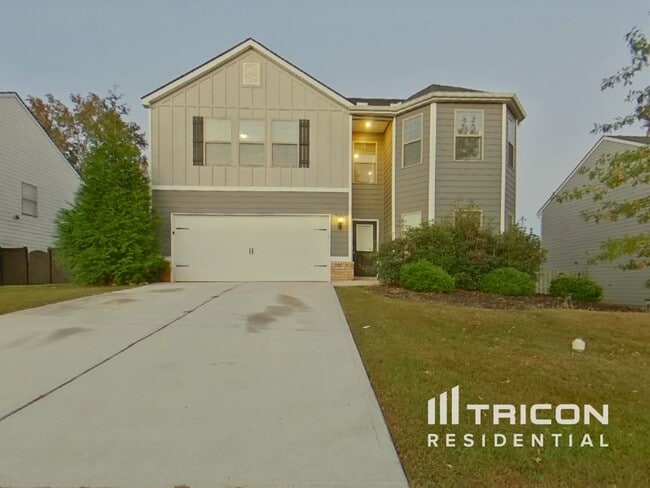 property at 3023 Chris Cir