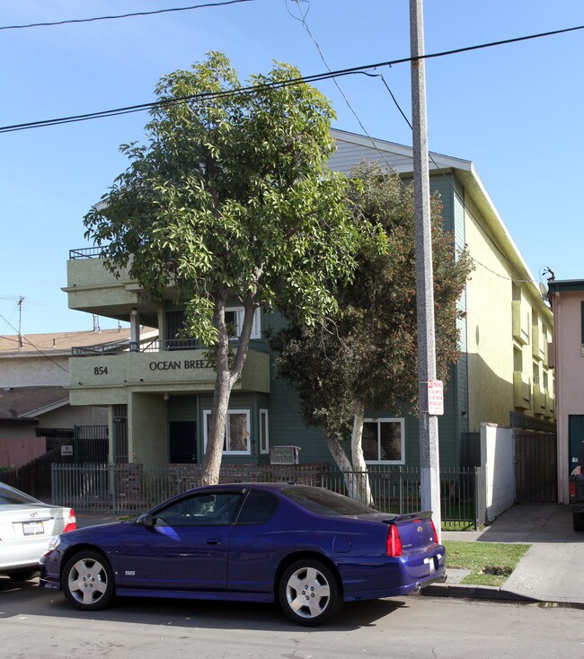 Ocean Breeze Senior Apartments in Long Beach, CA - Building Photo - Building Photo
