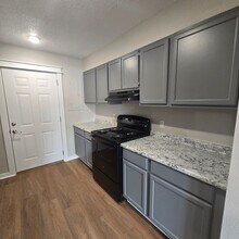 221 Laurel Steet in Cave City, AR - Building Photo - Building Photo