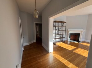 1539 Cambridge St, Unit 1 in Cambridge, MA - Building Photo - Building Photo
