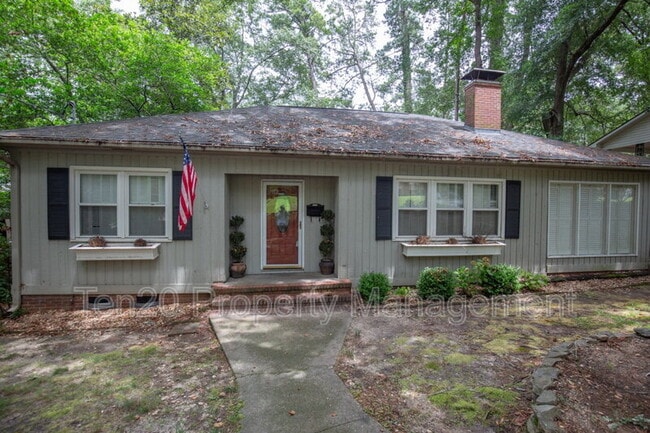 property at 2006 Preston Dr