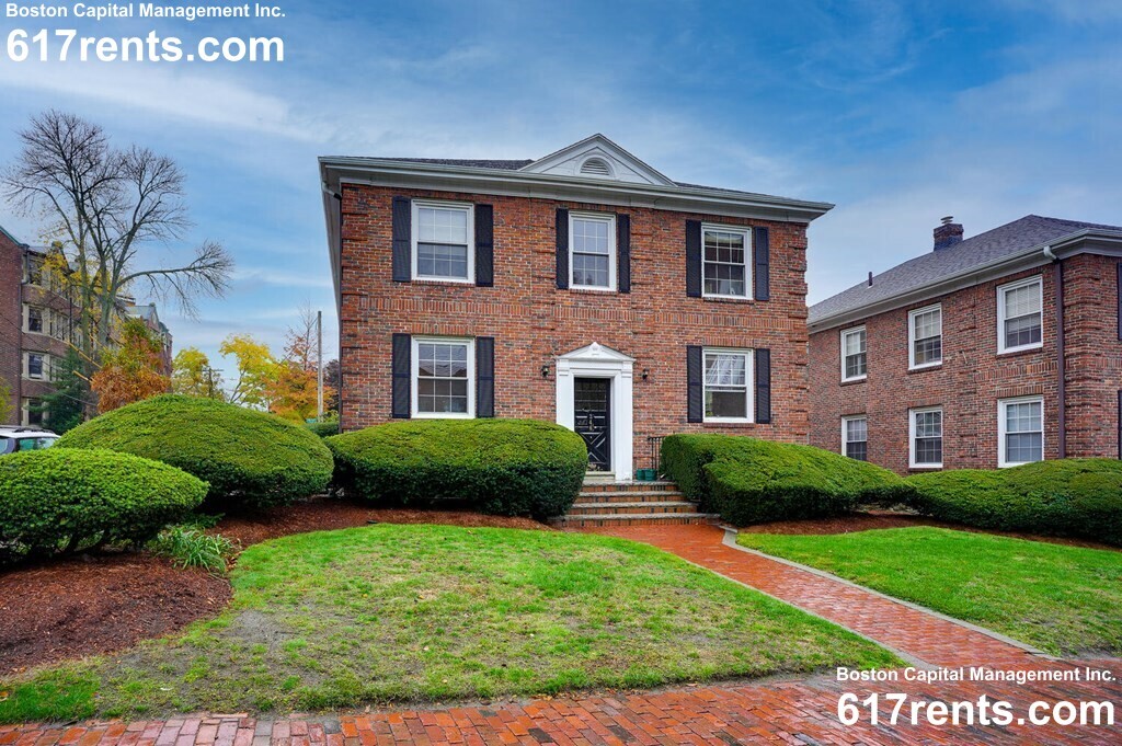 346 Harvard St in Cambridge, MA - Foto de edificio