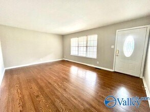 10014 Louis Dr SE in Huntsville, AL - Building Photo - Building Photo