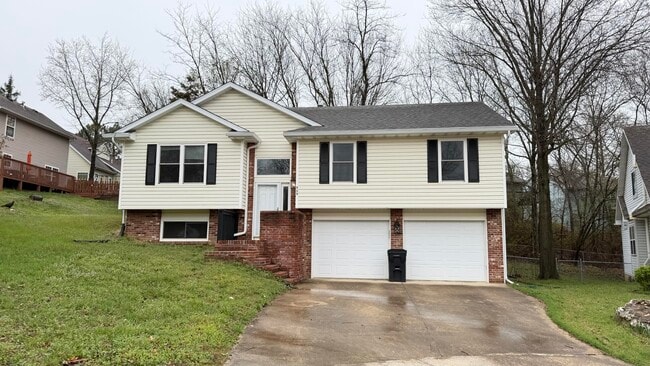 property at 809 Timbers Ct