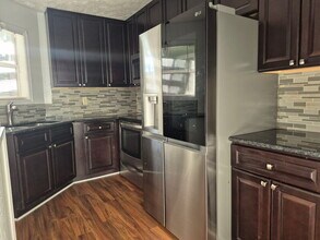 1004 Brookhollow Dr in Fayetteville, NC - Building Photo - Building Photo