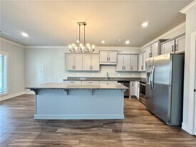 1015 NE Hts Ln in Bentonville, AR - Building Photo