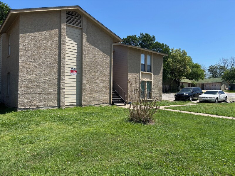 2906 Sweeney Ln in Austin, TX - Building Photo
