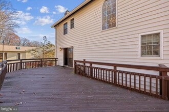 8510 Browning Ct in Annandale, VA - Building Photo - Building Photo