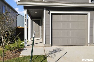 12153 Steeplechase Dr in Aubrey, TX - Building Photo - Building Photo