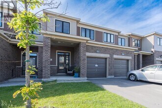 937 Athenry Ct in Ottawa, ON - Building Photo - Building Photo