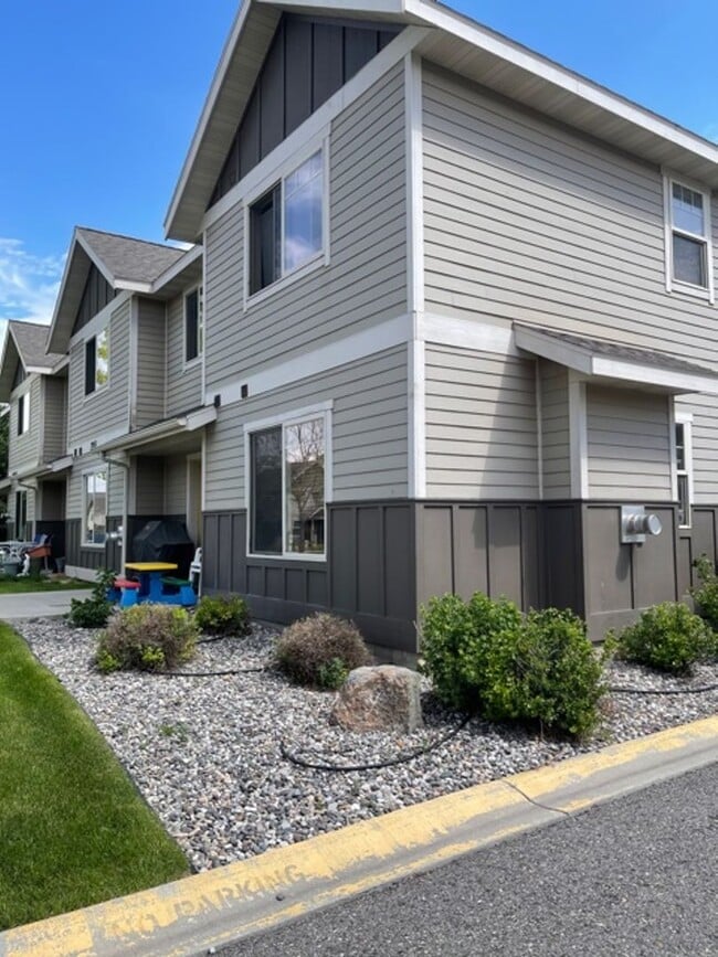 2951 Warbler Way in Bozeman, MT - Building Photo - Building Photo