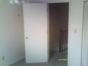 122 Hurst Dr, Unit 38 in Belle Vernon, PA - Building Photo - Building Photo