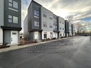 7175 Gdn Grv Wy in Chattanooga, TN - Building Photo - Building Photo