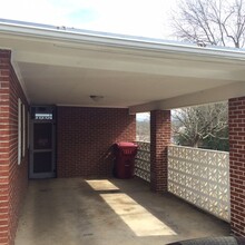 617 Wendover Dr in Johnson City, TN - Building Photo - Building Photo