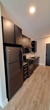 935 W Belmont Ave, Unit 506 in Chicago, IL - Building Photo - Building Photo