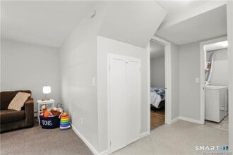 102 Wooster St in Shelton, CT - Building Photo - Building Photo