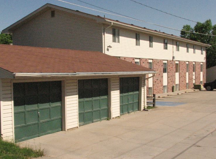 Nottingham Court Apartments in Plattsmouth, NE