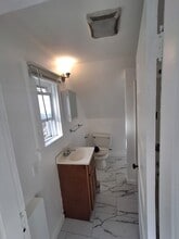 62 Lovely St in Southbridge, MA - Building Photo - Building Photo
