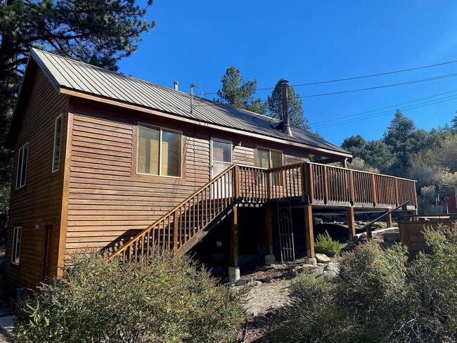 2228 St Anton Dr in Pine Mountain Club, CA - Building Photo - Building Photo