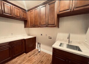 2966 Overland Passage in Alpine, CA - Building Photo - Building Photo