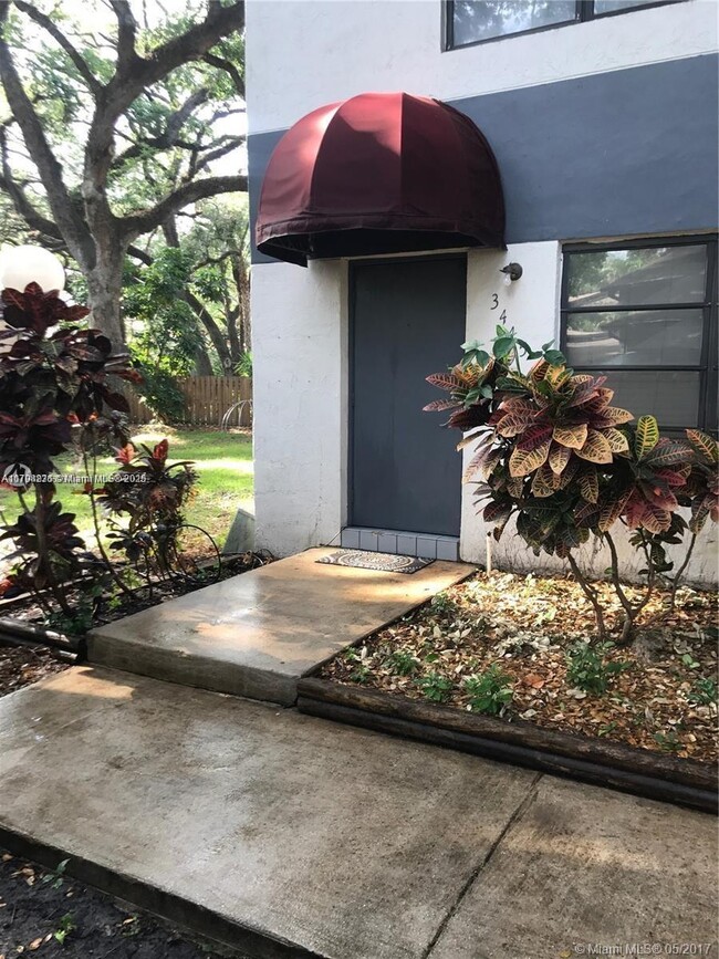 property at 3445 Oak Dr