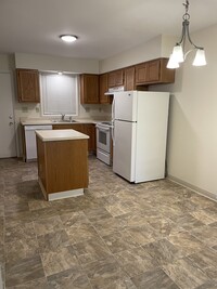 Hickory Hills Apartments in Chittenango, NY - Building Photo - Building Photo