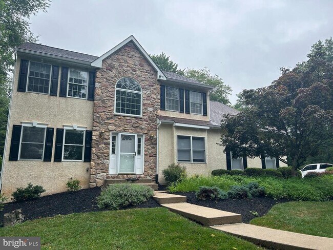 114 Lenape Dr in Lansdale, PA - Building Photo - Building Photo