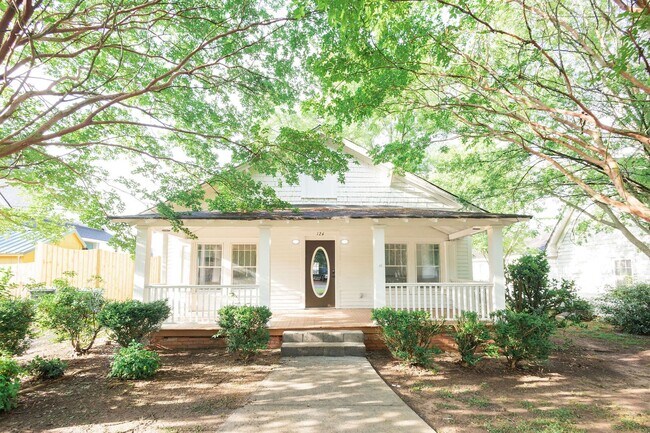 124 E Chappell St in Griffin, GA - Building Photo - Building Photo